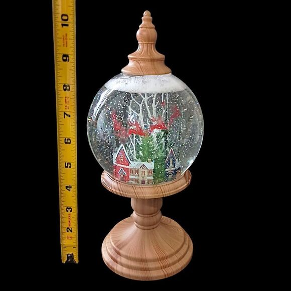 Christmas Snow Globe Lighted Swirling Glitter Santa Claus Reindeer Sleigh Ganz - Picture 2 of 16